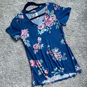 LuLaRoe Christy Tee
